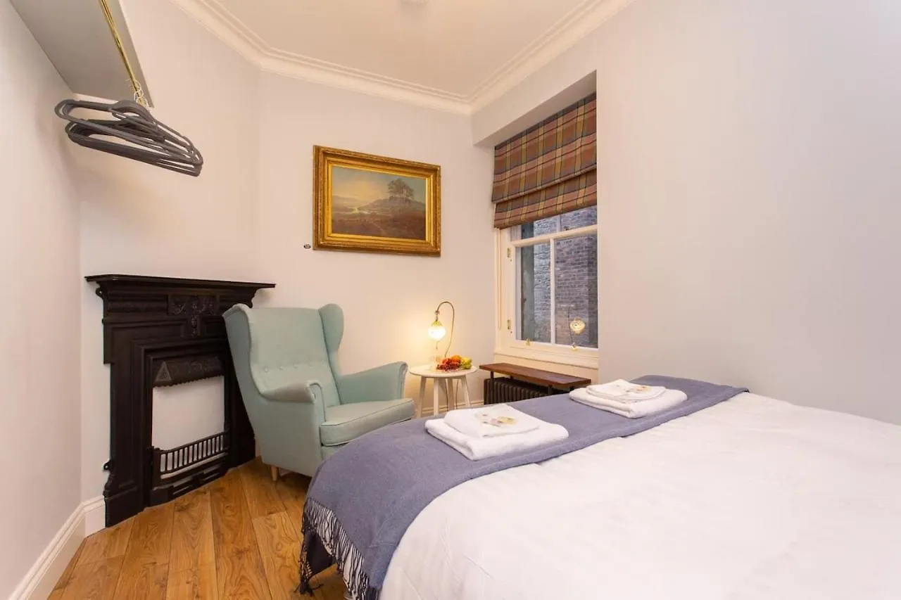Upper Bow - Luxurious, Modern 1Br Apartment Near Castle Edinburgh